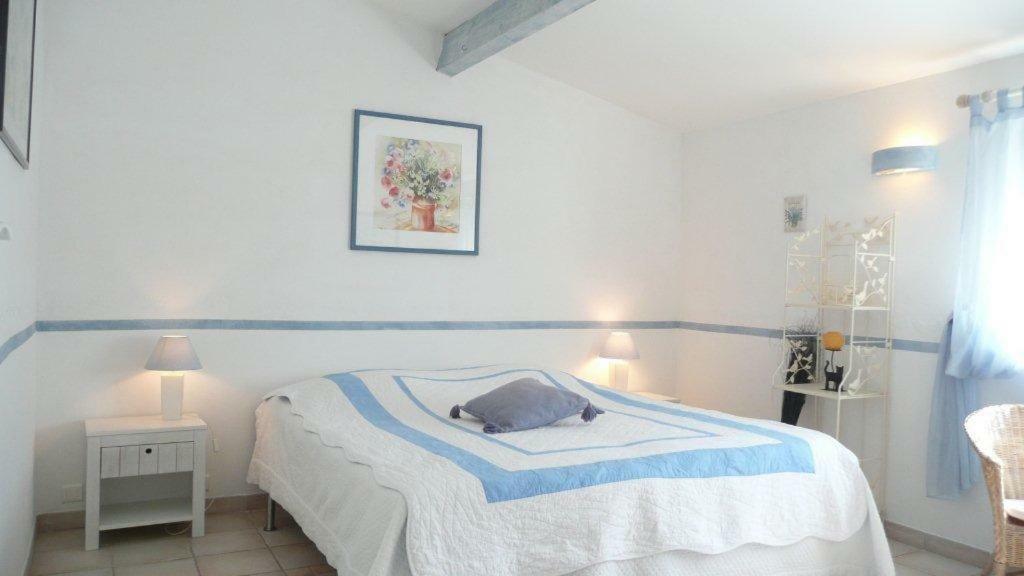 Les Taillades Les Chambres Des Taillades מראה חיצוני תמונה