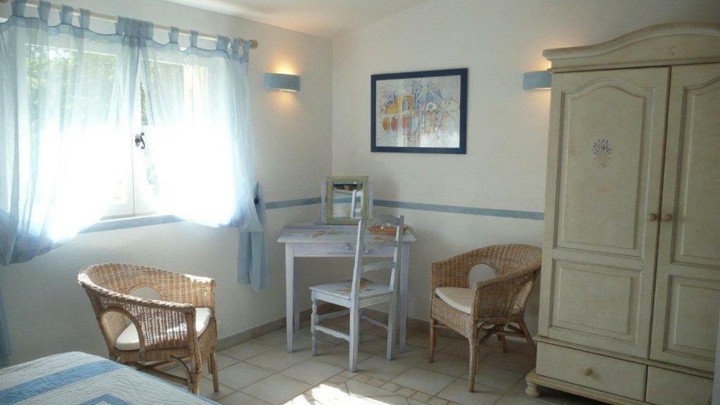 Les Taillades Les Chambres Des Taillades מראה חיצוני תמונה