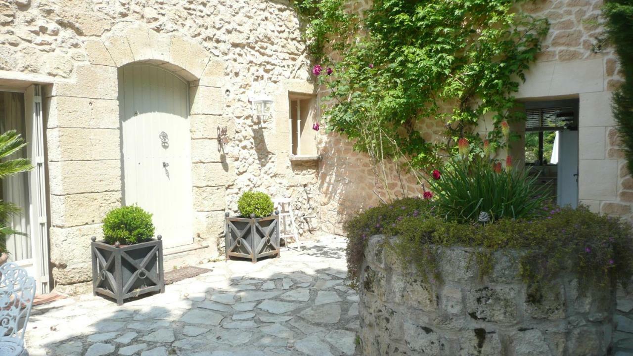 Les Taillades Les Chambres Des Taillades מראה חיצוני תמונה