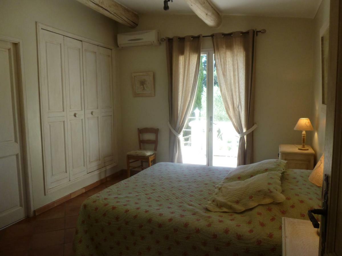 Les Taillades Les Chambres Des Taillades מראה חיצוני תמונה
